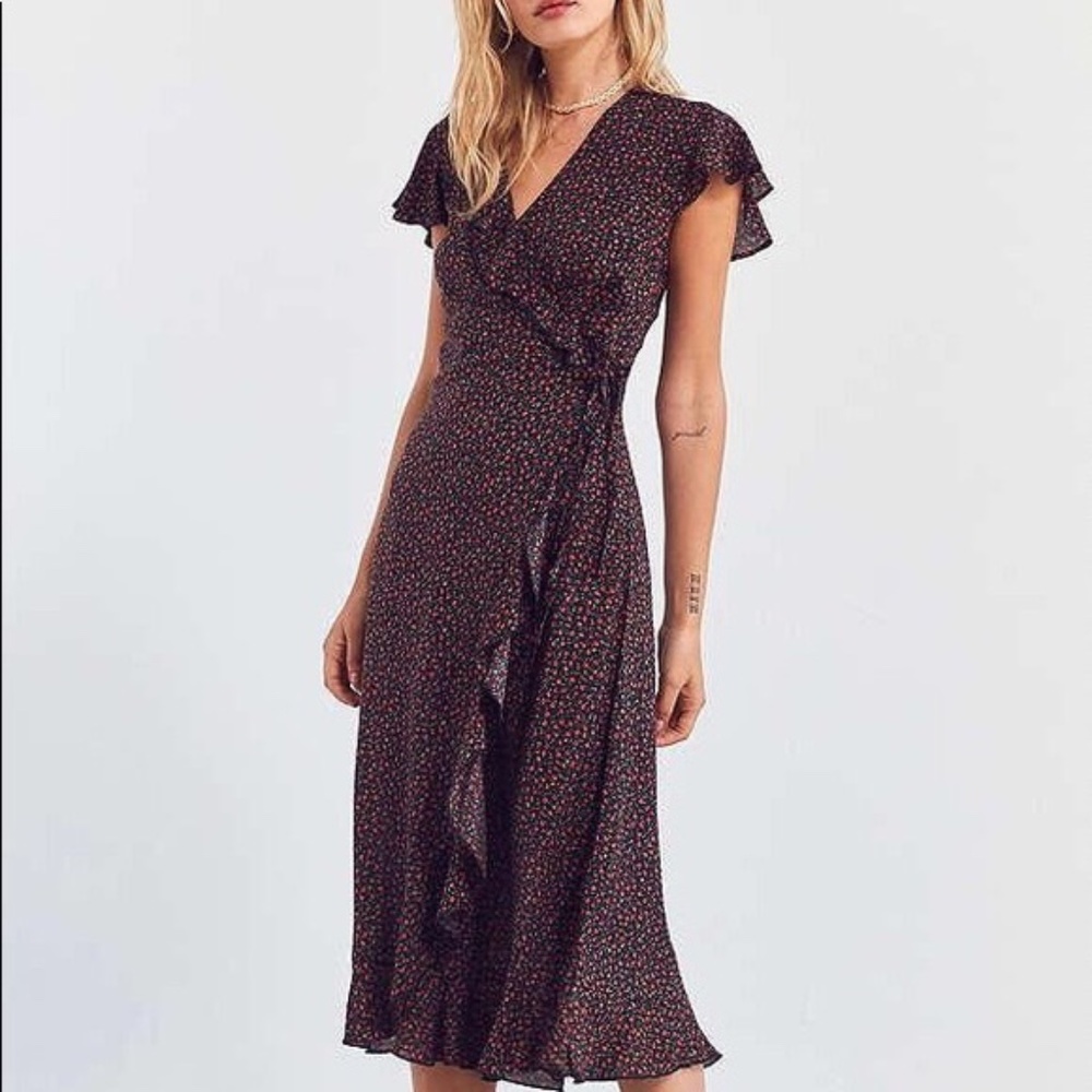 Kimchi Blue Floral Wrap Midi Dress | XS